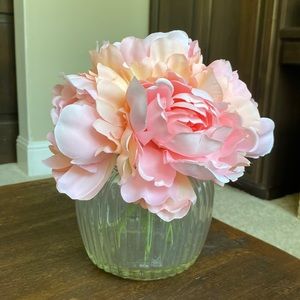 Pink realistic flowers in resin water